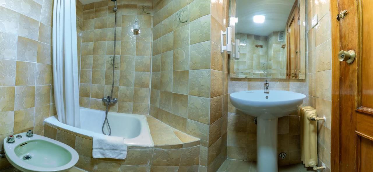 Casa De Huespedes Carabanchel By Vivere Stays Madrid Eksteriør bilde