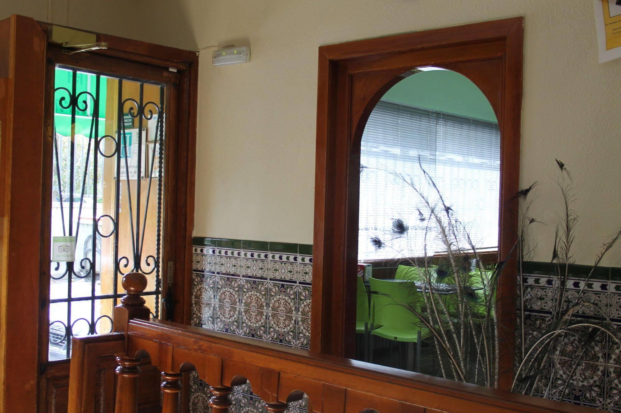 Casa De Huespedes Carabanchel By Vivere Stays Madrid Eksteriør bilde